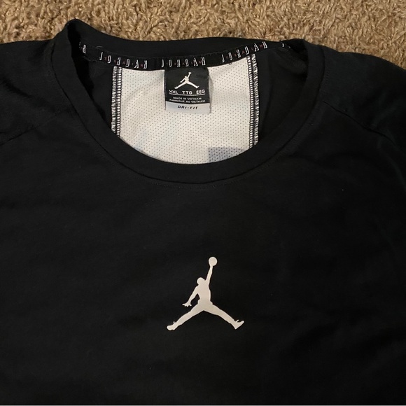 Jordan Men's Black Short Sleeve Tee - Picture 2 of 4